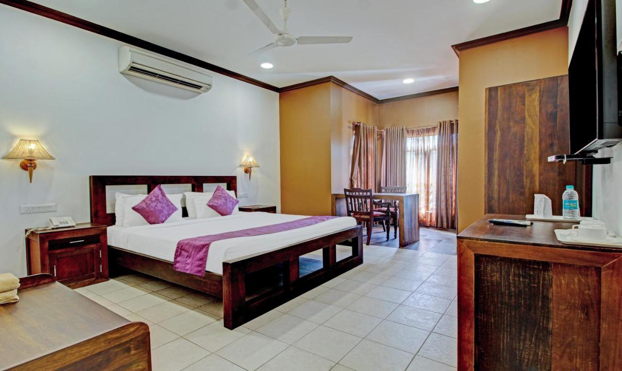 Treebo Premium Travancore Palace Cherthala Alappuzha Buitenkant foto