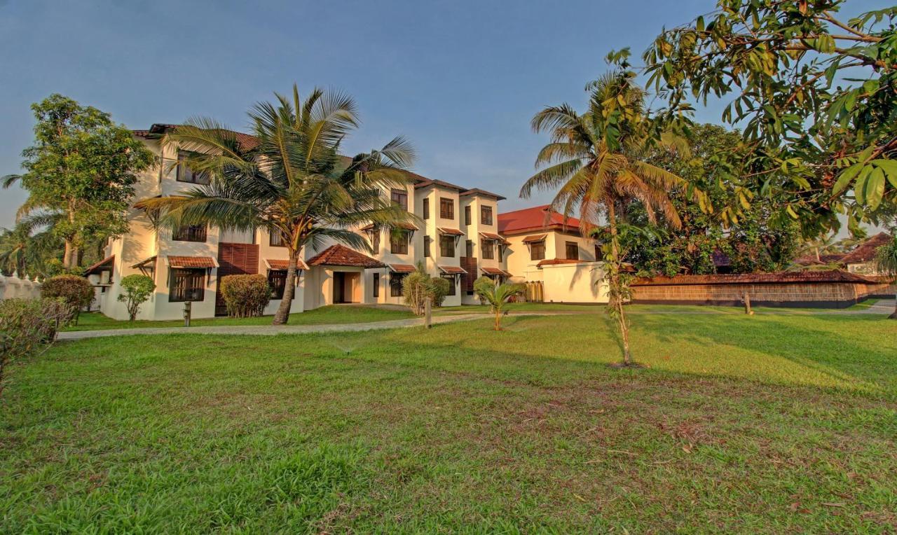 Treebo Premium Travancore Palace Cherthala Alappuzha Buitenkant foto