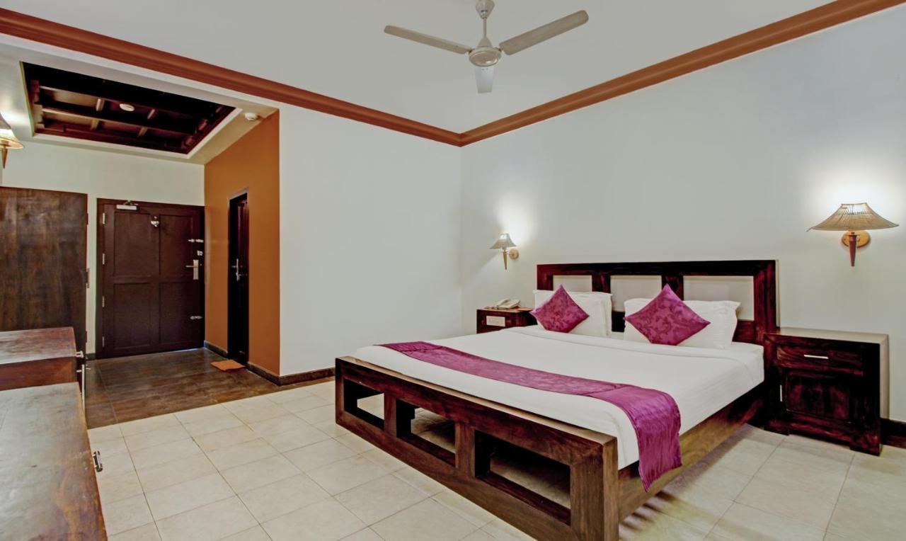 Treebo Premium Travancore Palace Cherthala Alappuzha Buitenkant foto