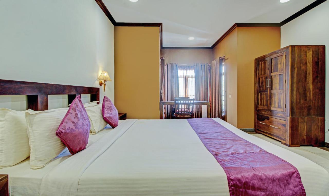 Treebo Premium Travancore Palace Cherthala Alappuzha Buitenkant foto